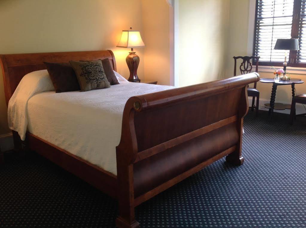 Om Sanctuary Holistic Retreat Hotel Asheville Kültér fotó