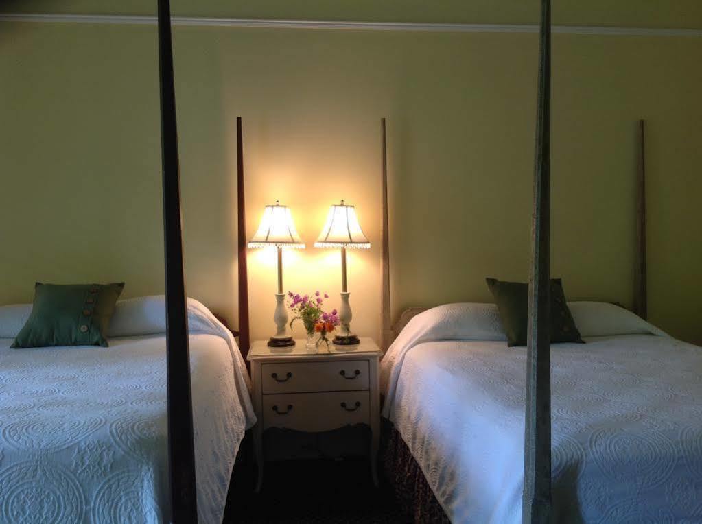Om Sanctuary Holistic Retreat Hotel Asheville Kültér fotó