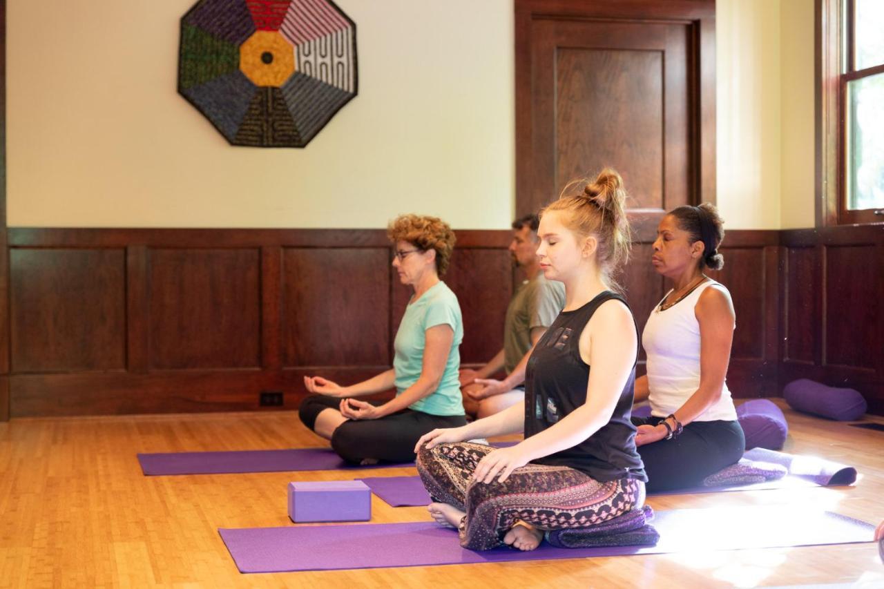 Om Sanctuary Holistic Retreat Hotel Asheville Kültér fotó